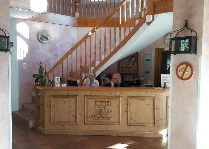 酒店 Rosengarten Leipzig-naunhof 3*